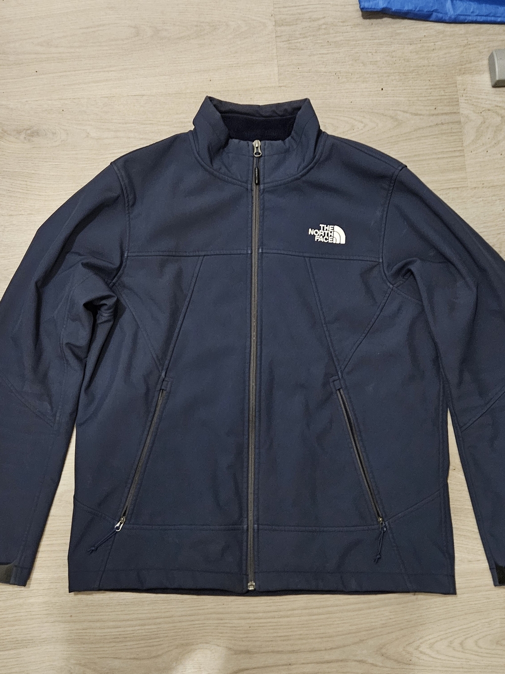 The North Face Men's Navy Full-Zip Softshell Jacket